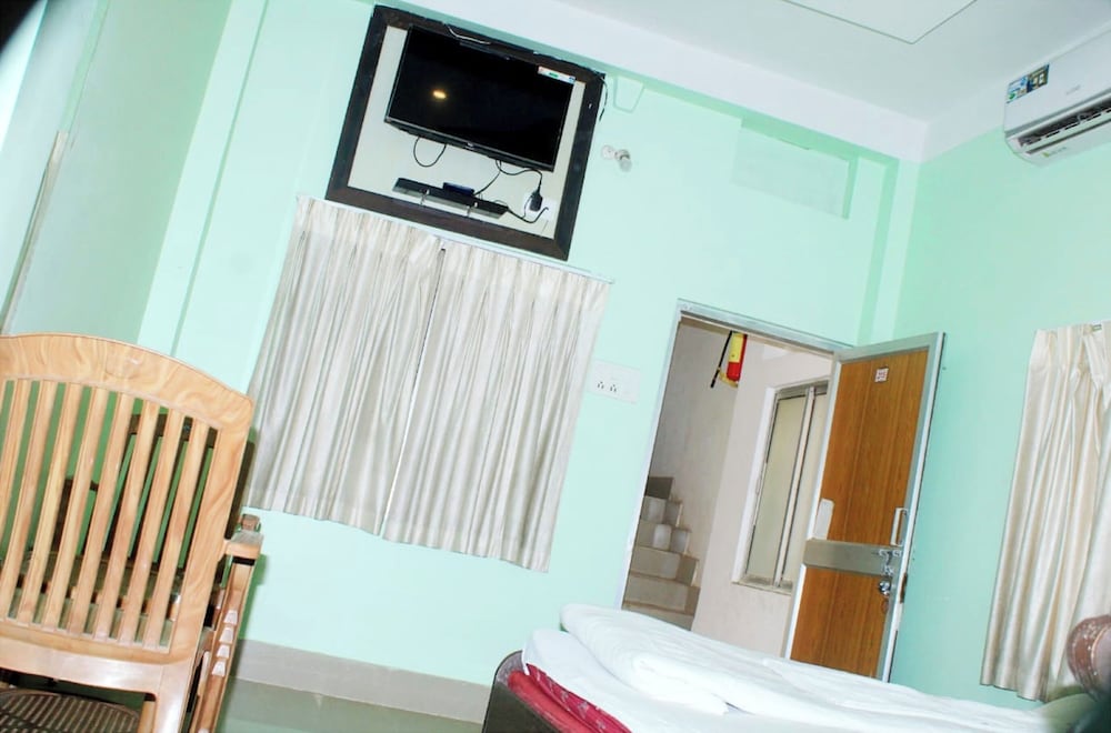 Hotel Somnath Rest House