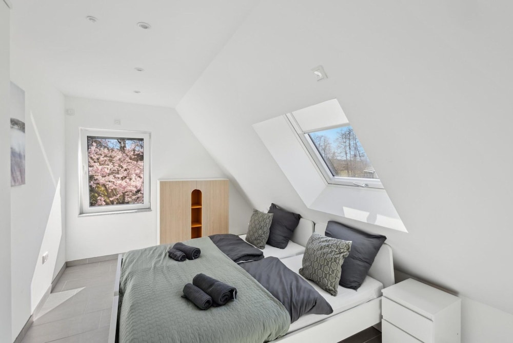Moderne Ferienwohnung mit Terrasse