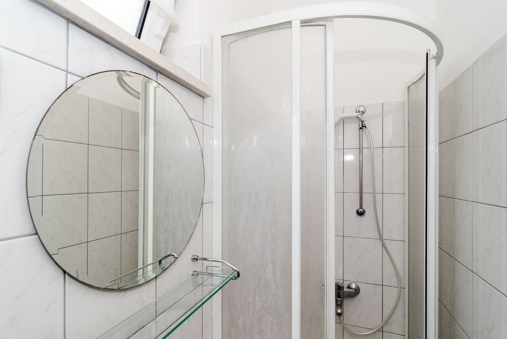 Katarina Rooms