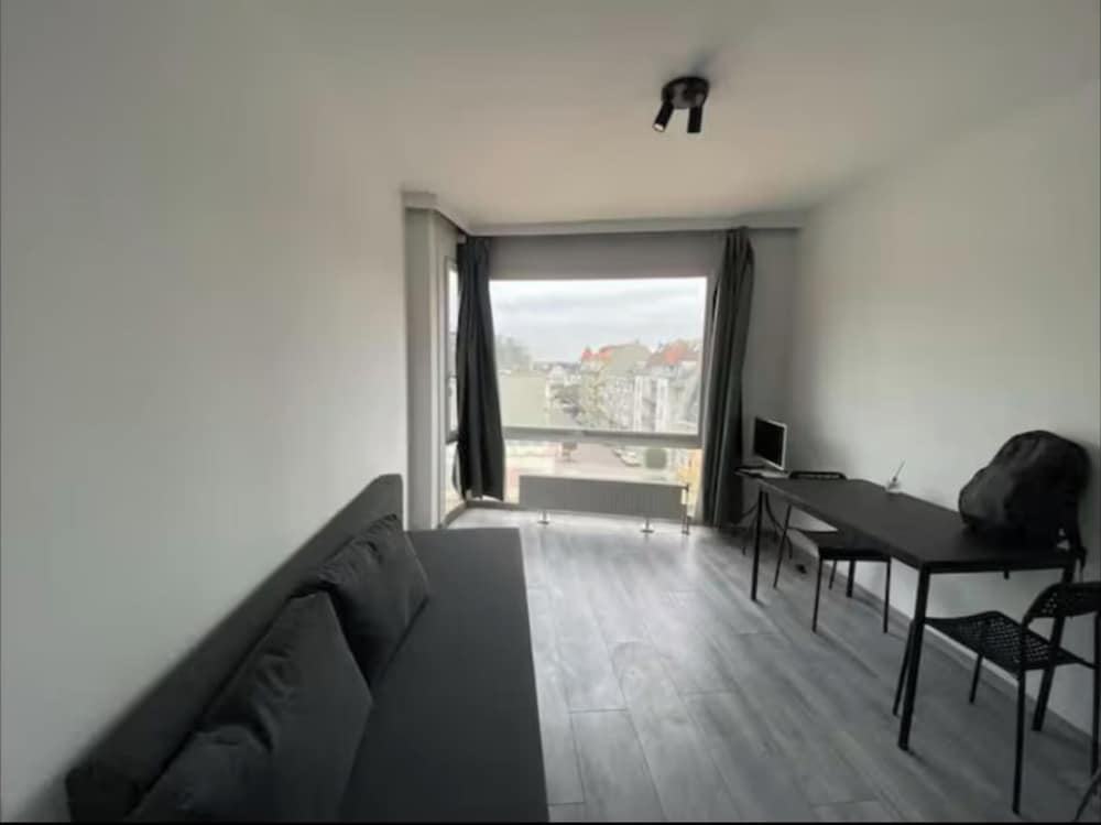 Room-central Cozy Fully Equiped Studio