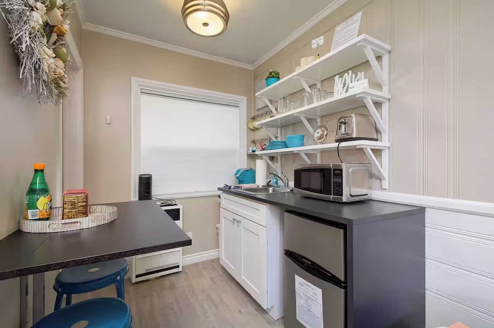 Coastal Condos With Dock Access Near Sand, Shops & Balboa Fun Zone