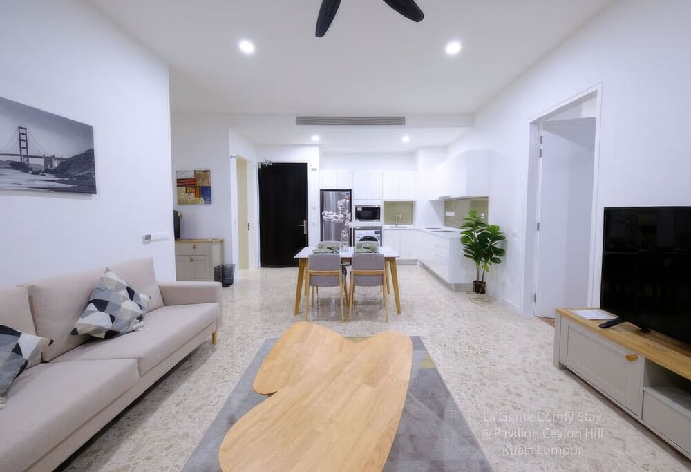 Pavilion Ceylon Hill Suites Apartments KL