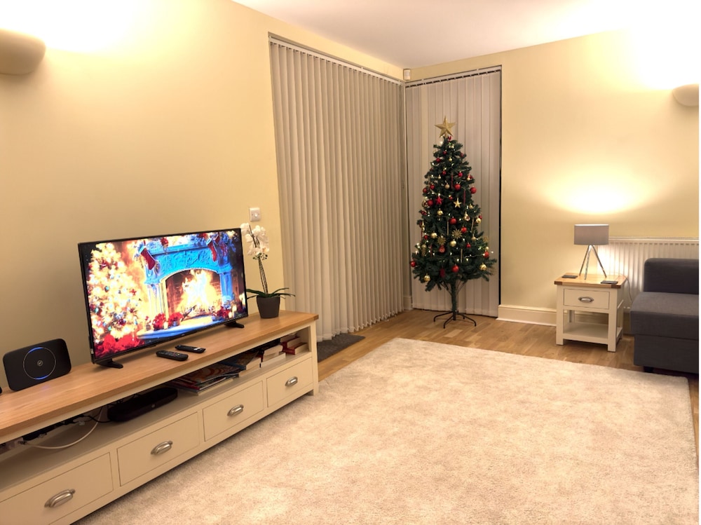 2 Bed Seapoint Birchington Escape By Adliv