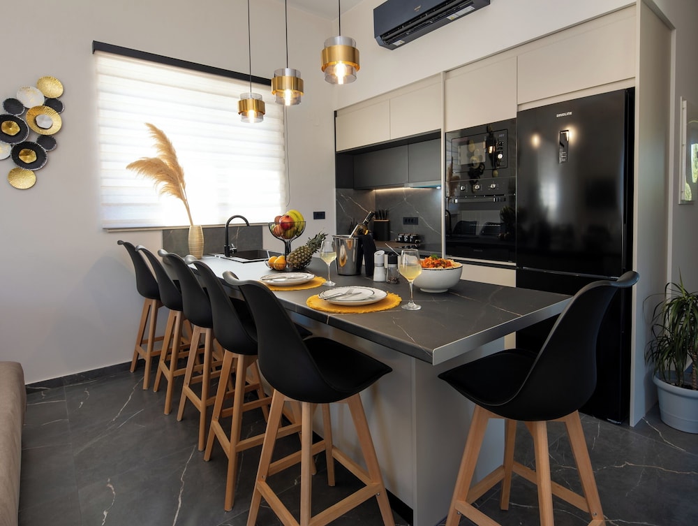 PanStel Luxury Villas - pools & jacuzzi