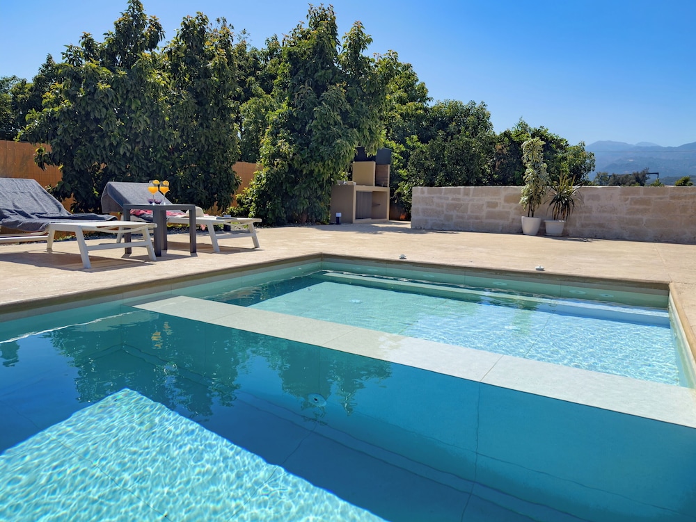 PanStel - Villa Aurora with private pool