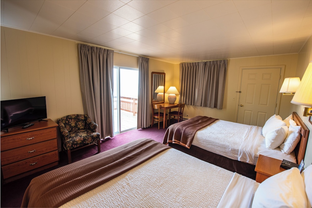 Northwinds Motel view 5