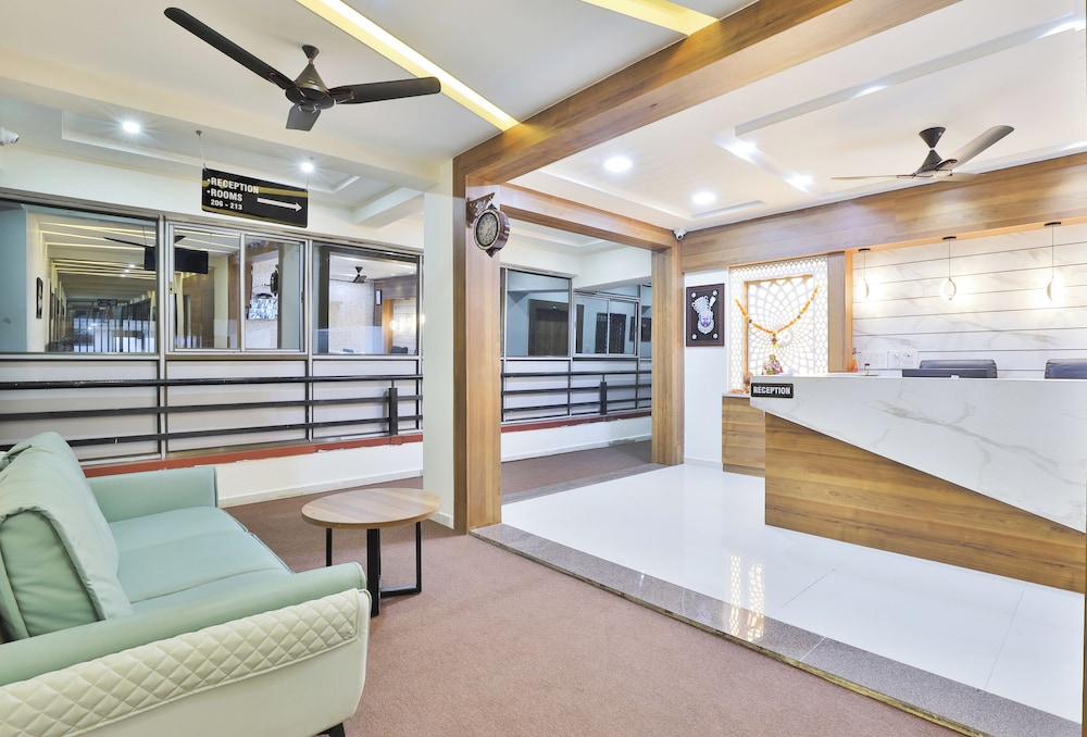 Hotel SR Radhey