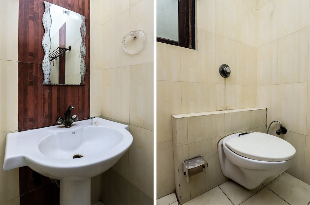 OYO 457 Hotel Mittal Residency