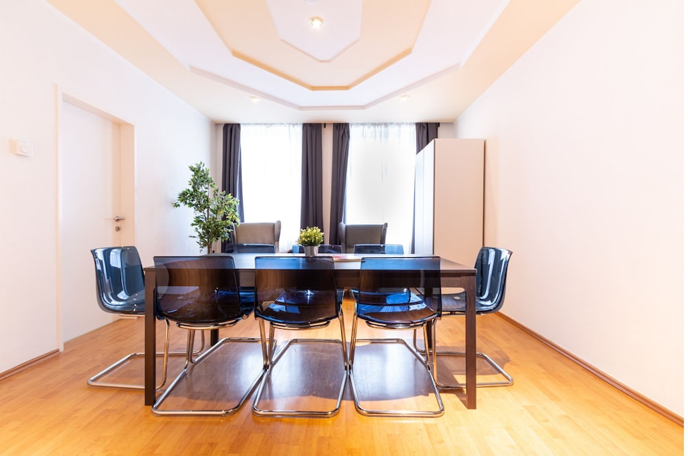meeting & event spaces