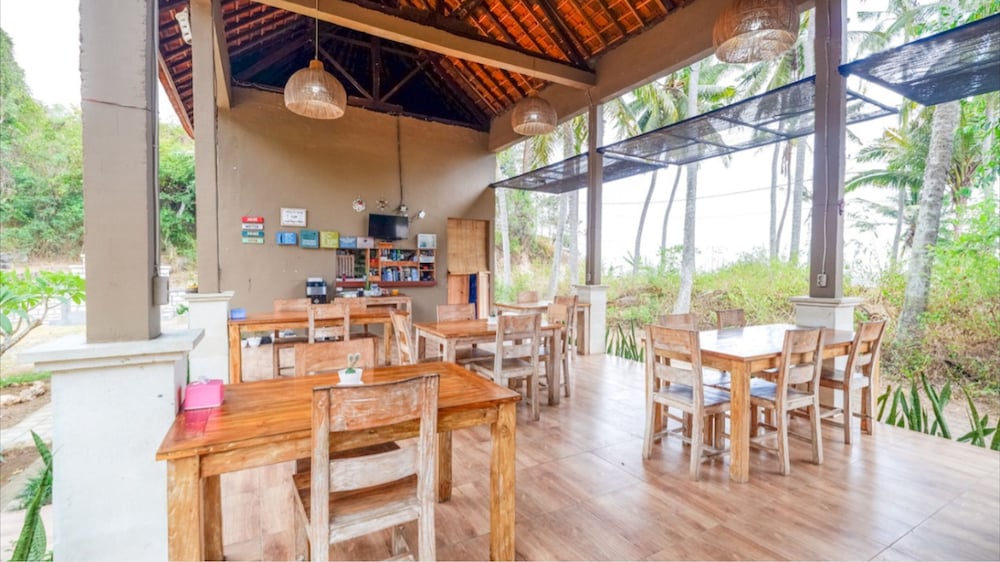 Apit Lawang Villas