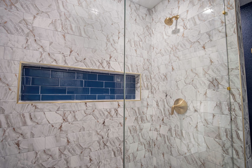 Stylish Stay With Unforgettable Downtown Views