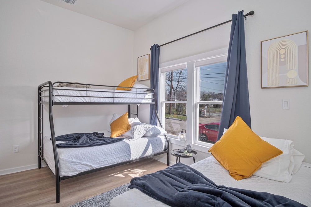 Create Memories 4br/3ba Near Riverwalk & Downtown!