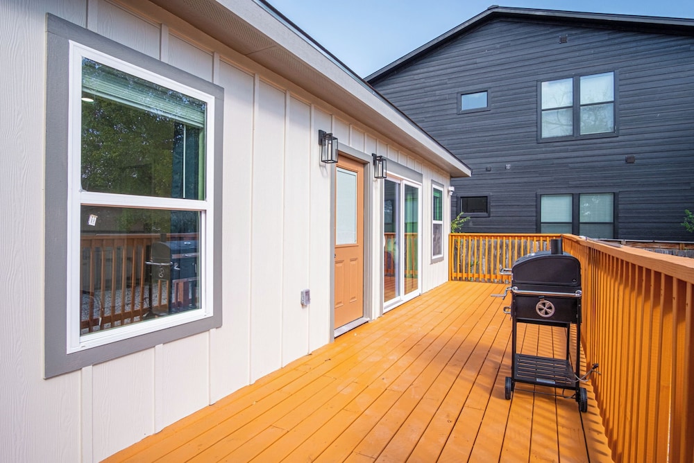 Perfect Spot to Relax 4br/3ba Near Dtown Hemisfair