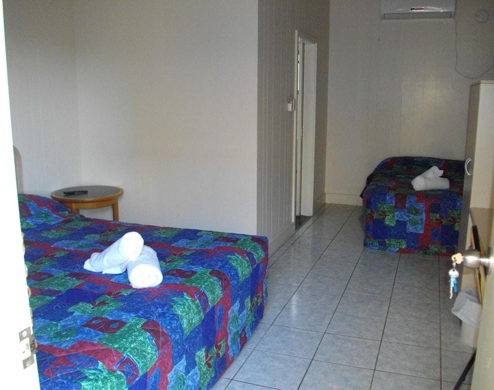 Kurrmine Beach Motel