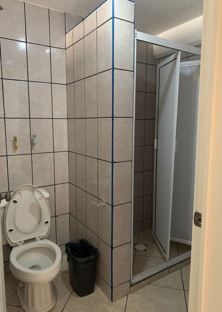 Hotel & Suites Cerro Rojo