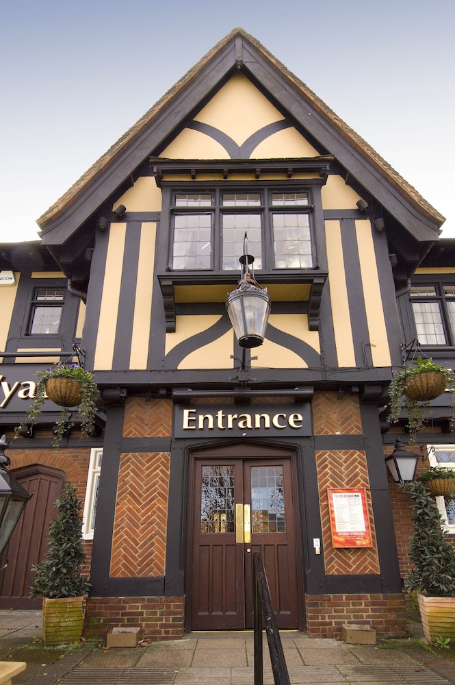 Premier Inn Maidstone - Allington 2