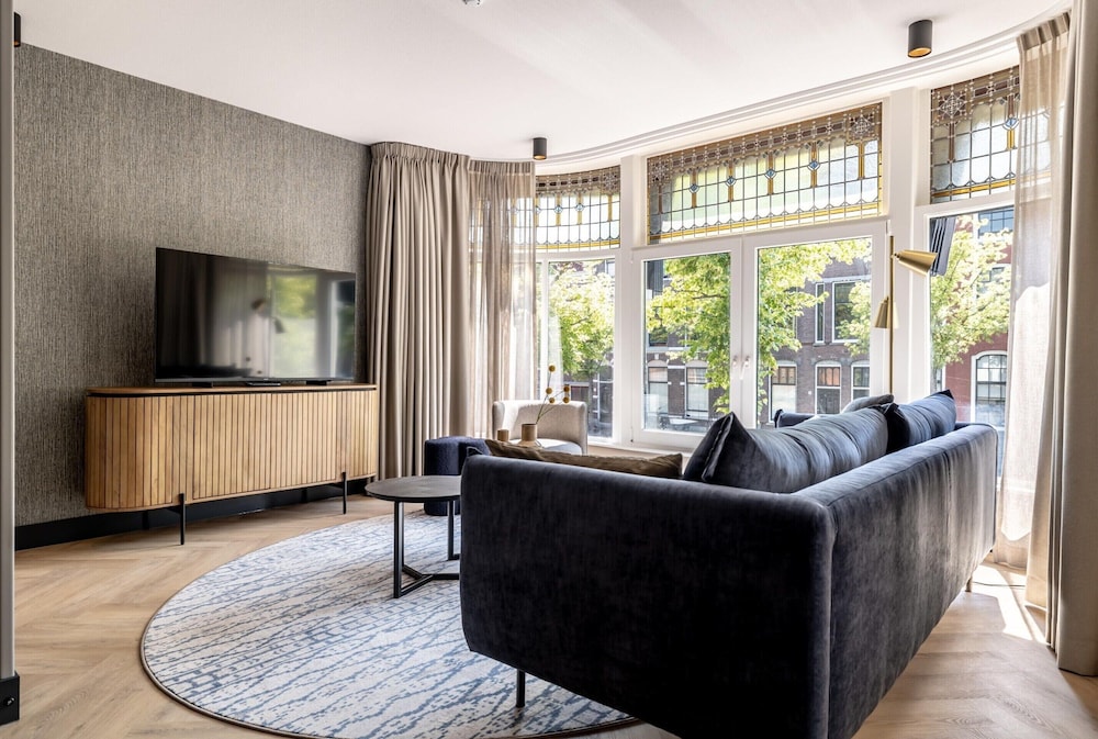 Beautiful Apartment, View of Delft Canal