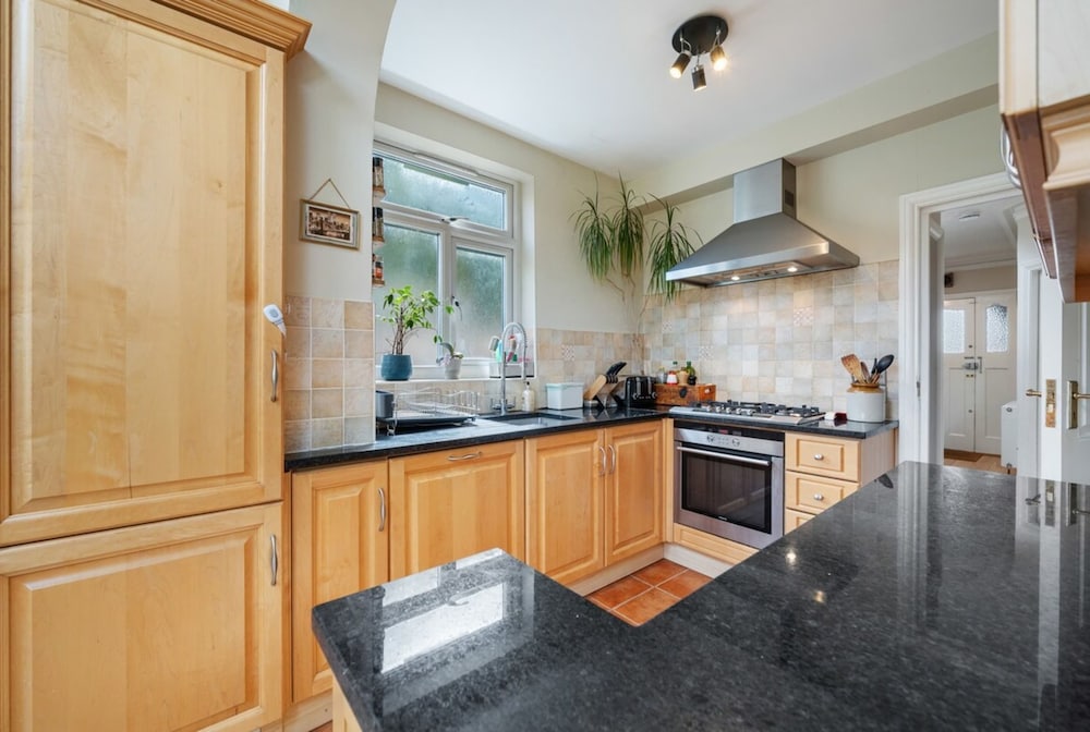 A Delightful 4-bedroom Home With a Private Garden