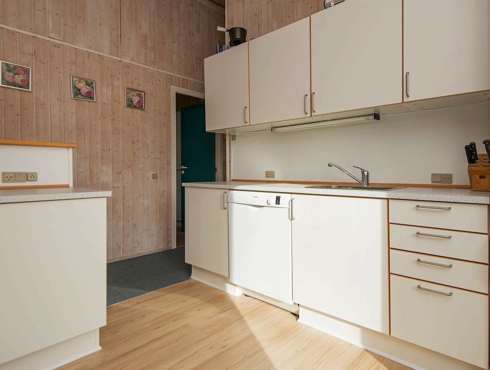 8 Person Holiday Home in Glesborg view 3