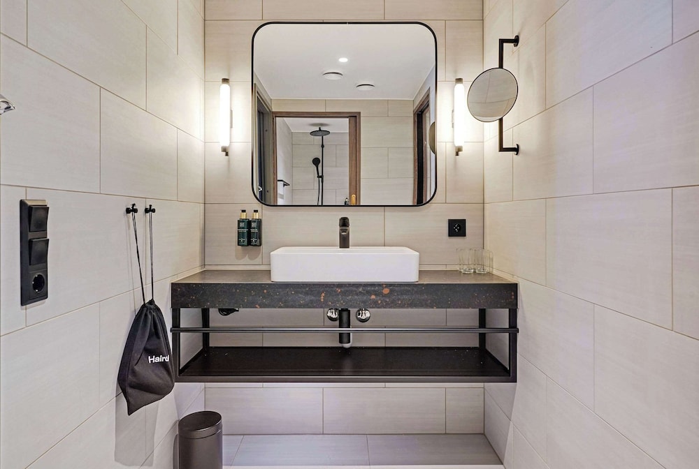 Vantaa Vacations - Clarion Hotel Helsinki Airport - Property Image 33