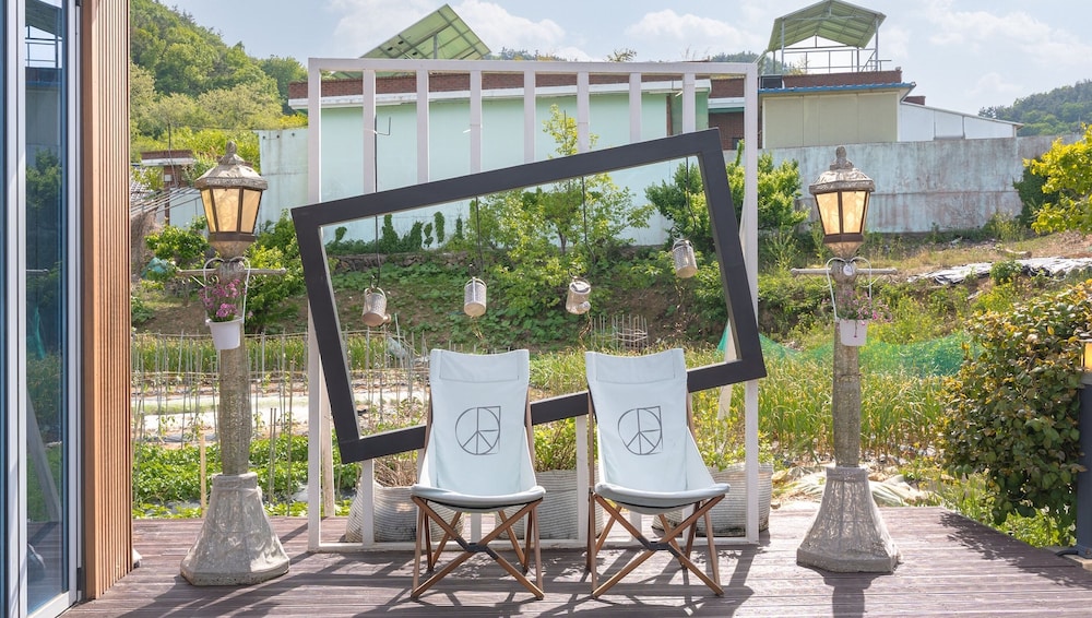 Yeosu Elon Pension