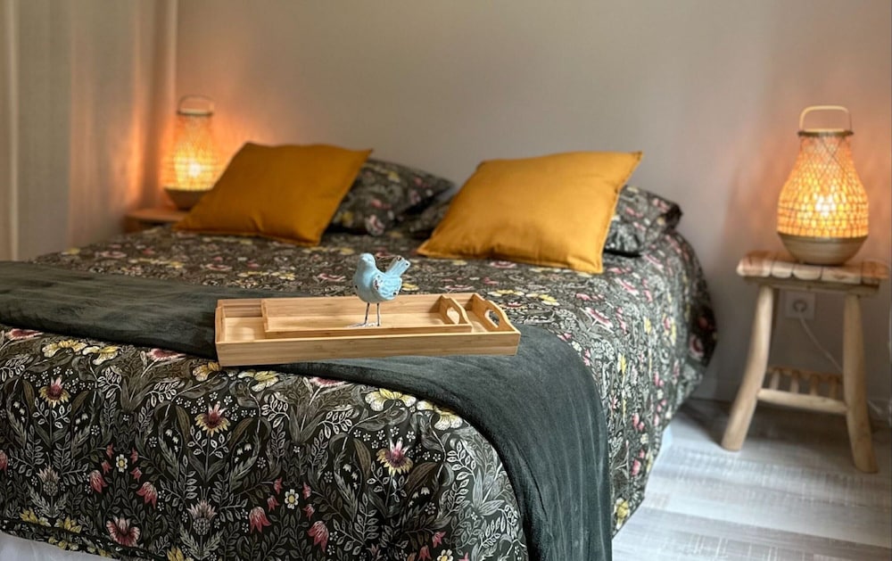 Holiday Home for 6 Guests in Cameliere
