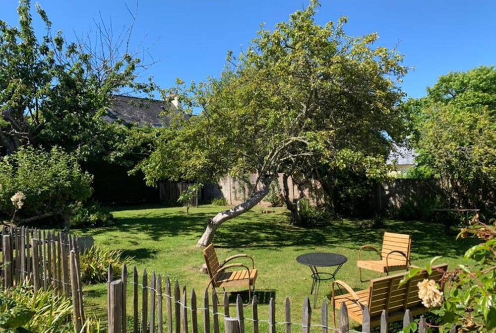Holiday Home in Locquirec Near Sandy Beach
