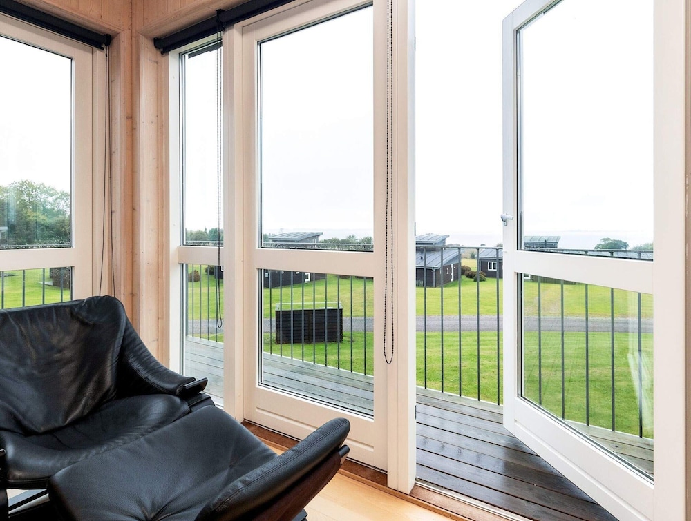 Well-maintained Holiday Home in Faborg