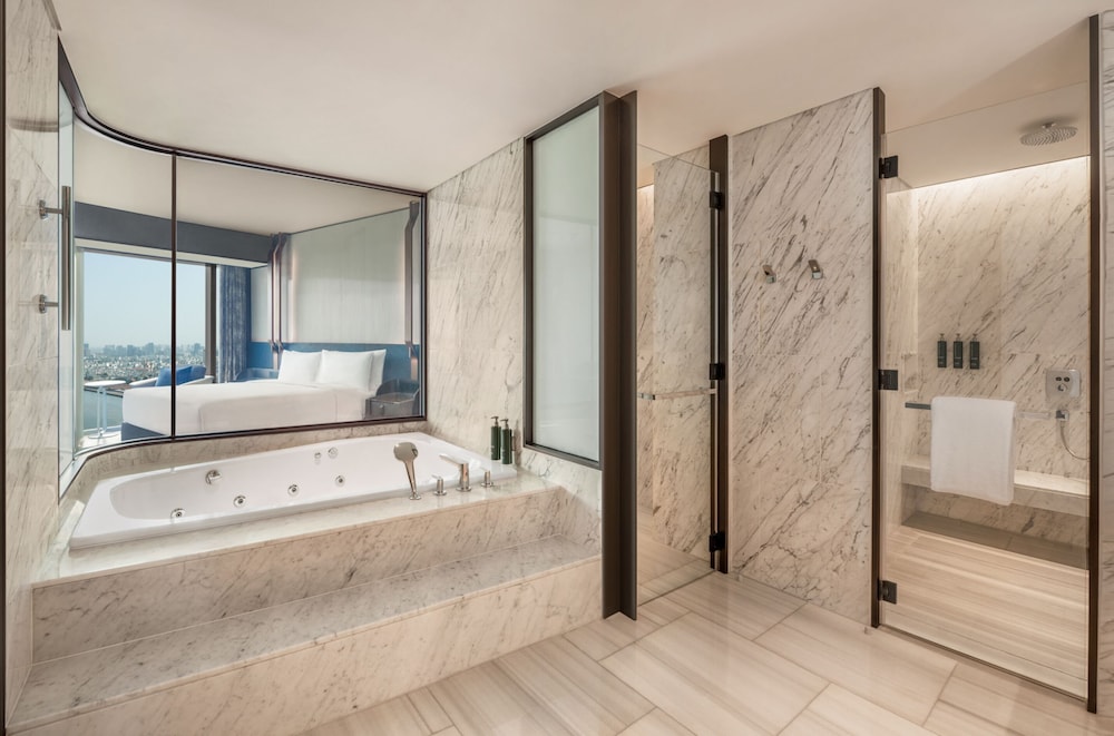 Hilton Saigon 30