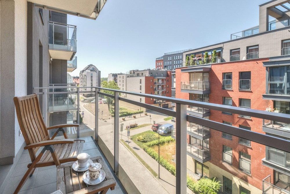 Aura 39 by Grand Apartments