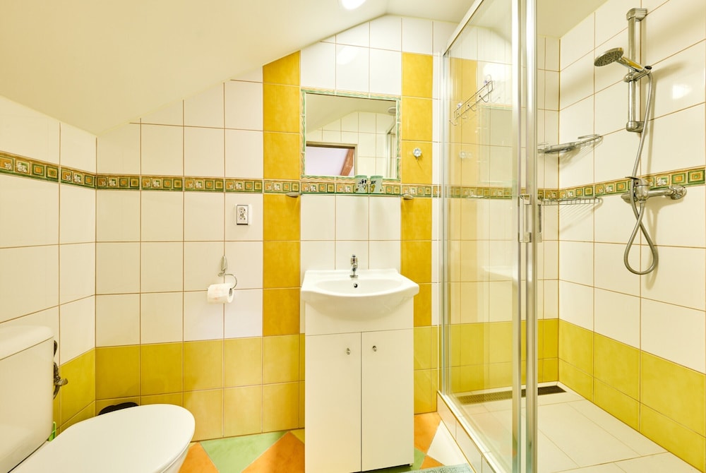 Villa Near Svoboda nad Upou With Pool