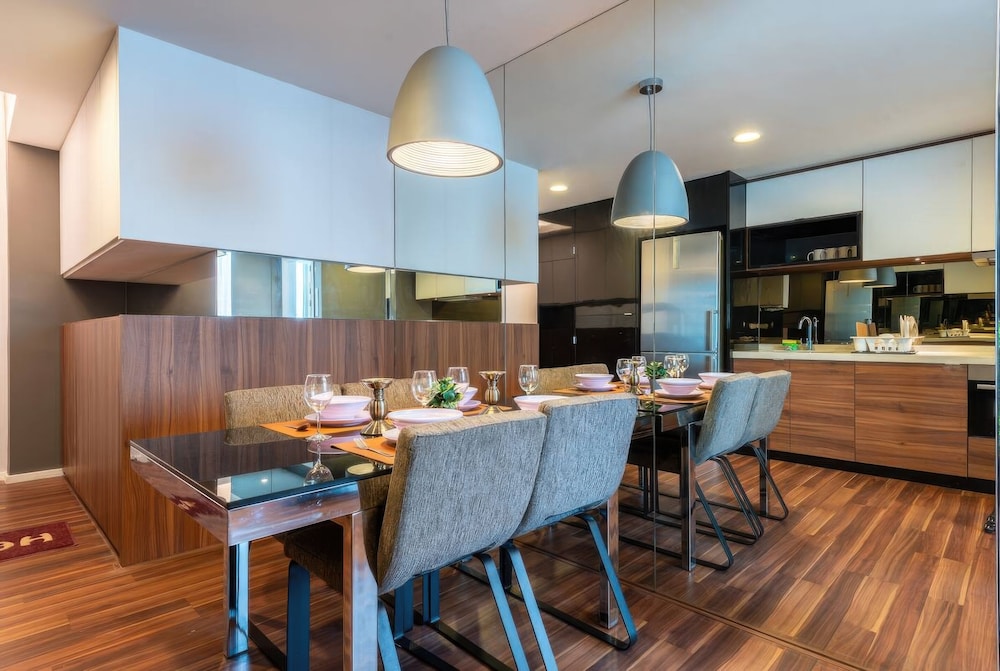 VERVE Suites KL South Apartments & Condo