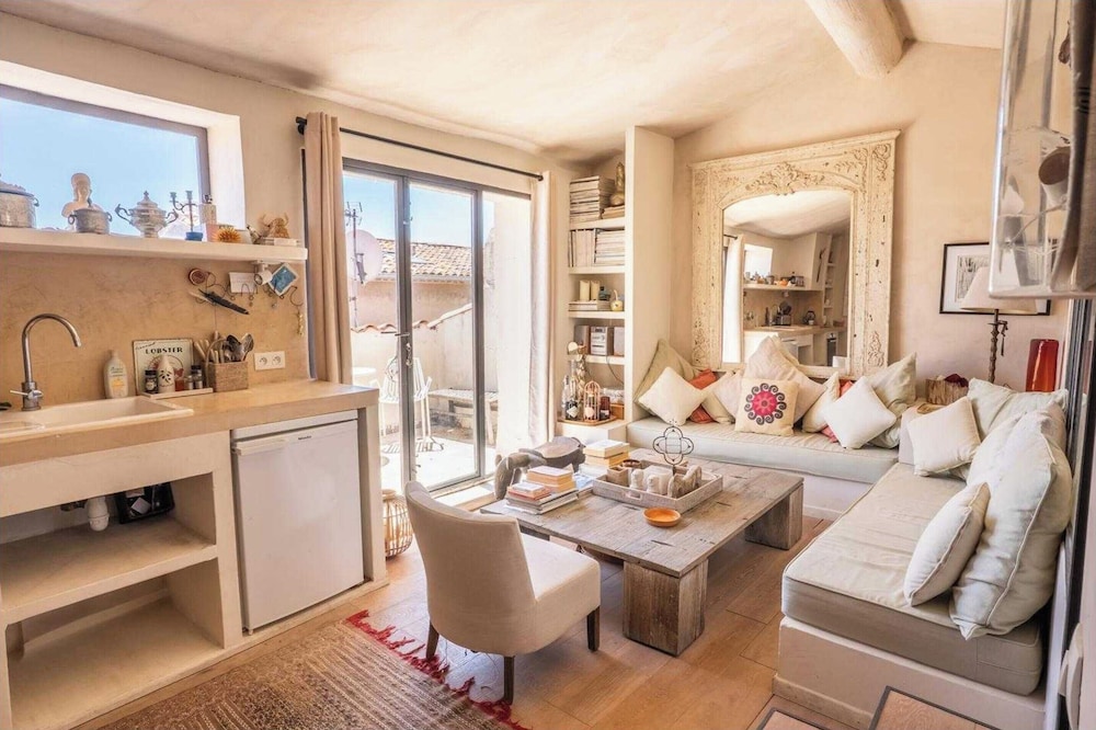 Appt Moderne- Ac-2br-3p - Beach 5min-st-tropez