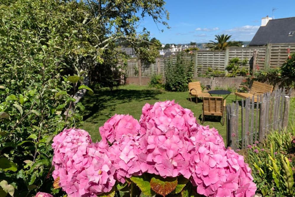Holiday Home in Locquirec Near Sandy Beach