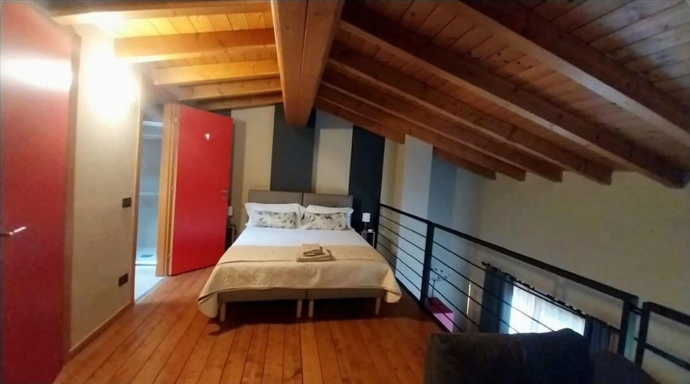 Apartment in Iseo With Pool Bliss