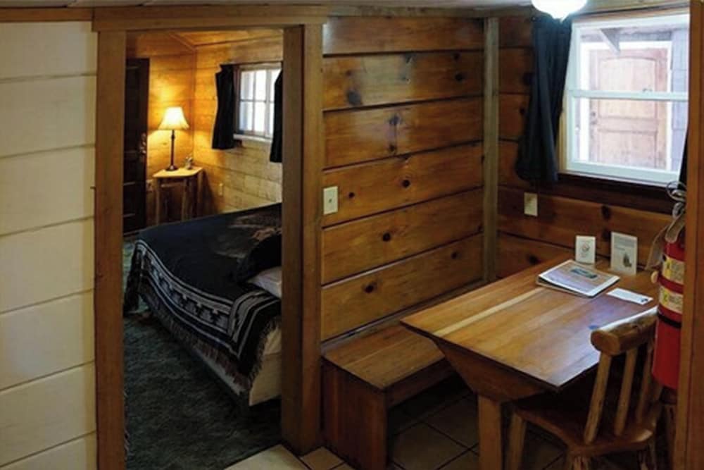 Union Creek Resort