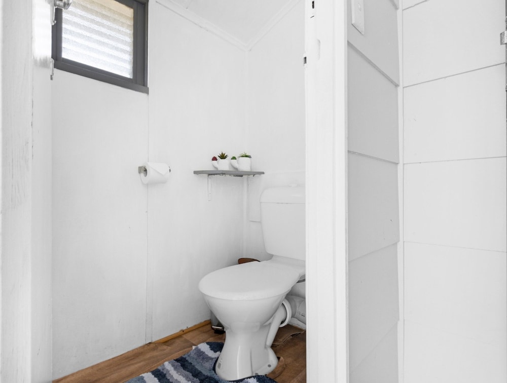 Spacious Home Near Urangan Beachfront