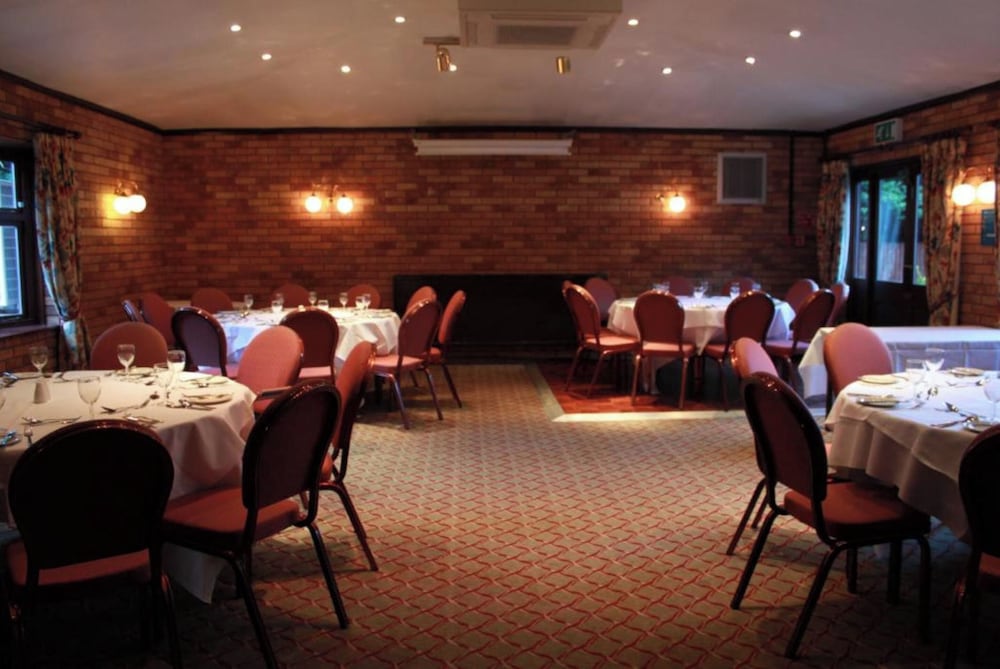 Leicester Vacations - OYO Blaby Westfield Hotel - Property Image 3