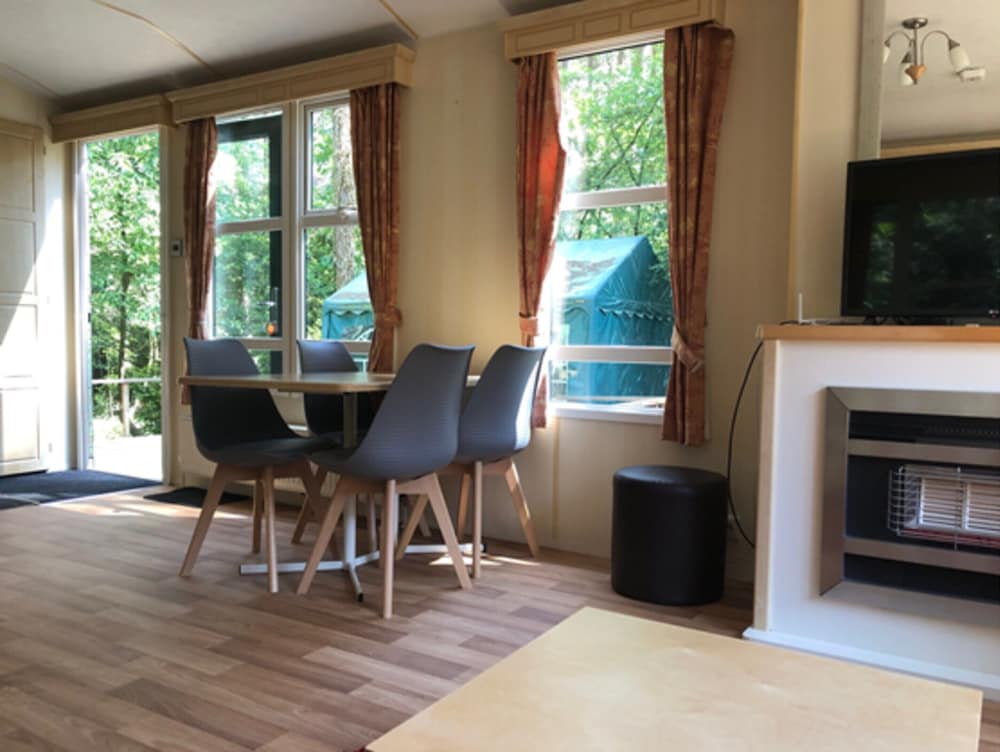 Chalet in Antwerp Near Bobbejaanland Park