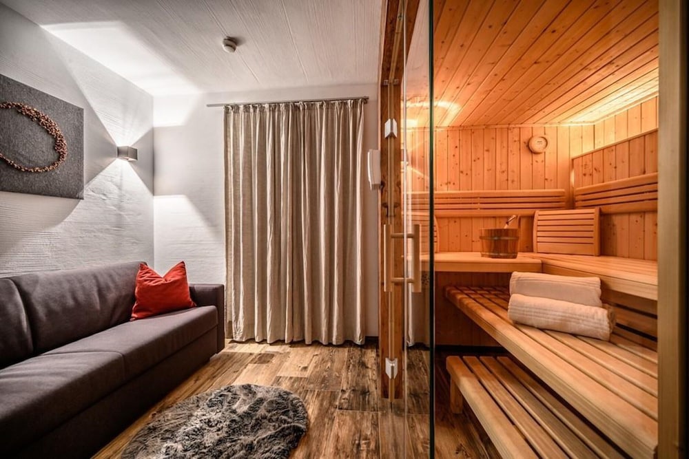 Chalet With Sauna in Neukirchen am Grossvenediger