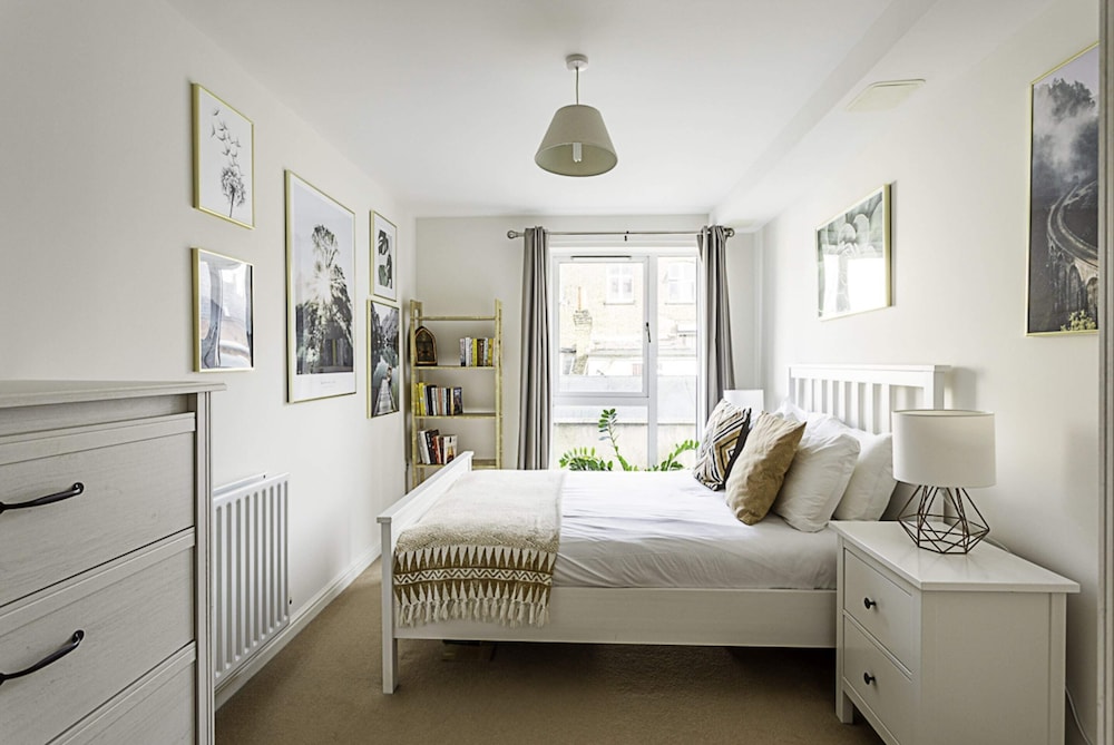 Bright Flat in Historic Whitechapel