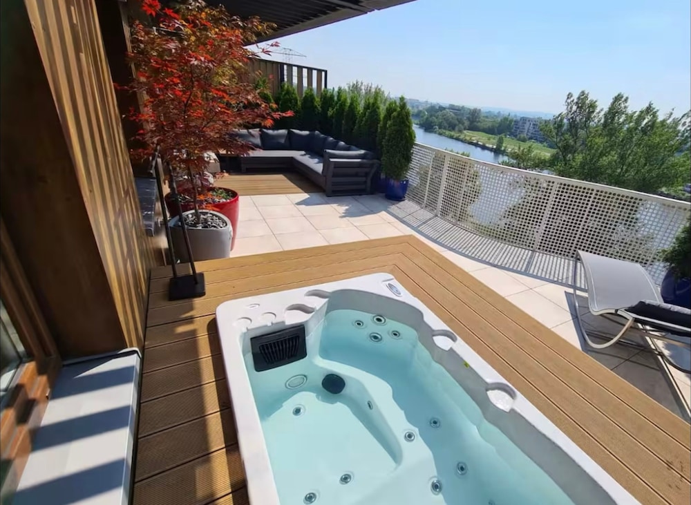 Luxurious apartment with jacuzziCracovia
