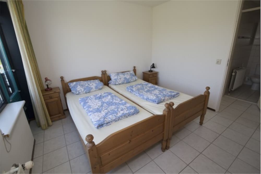 Apartment Sint Maartenszee Near the Dunes