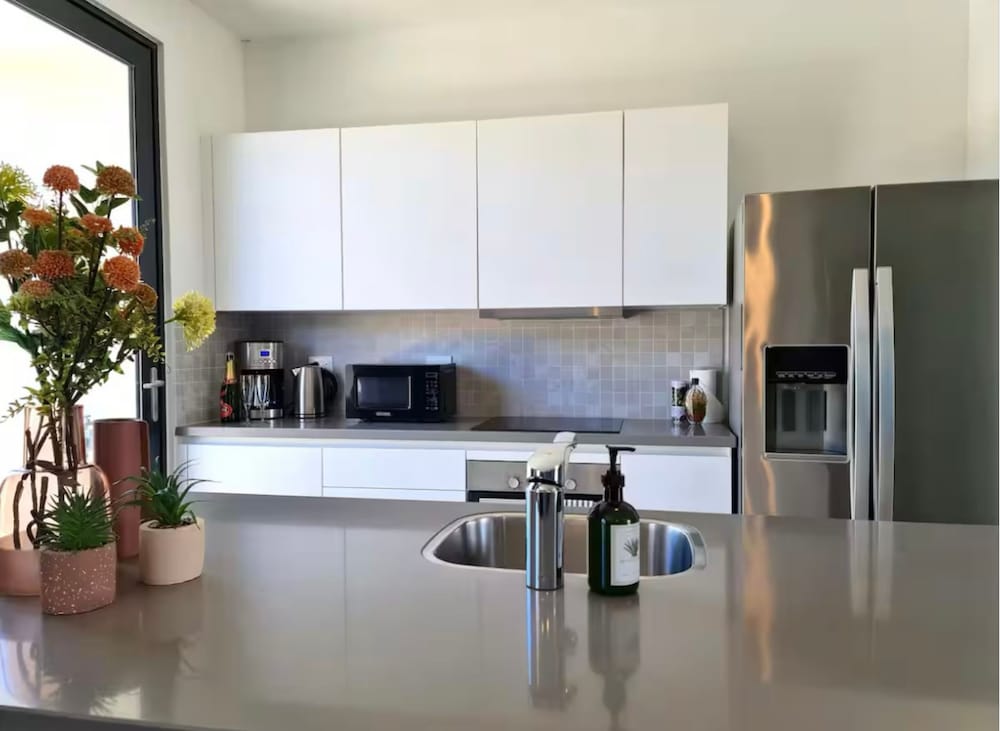 Luxury townhouse with pool in PALM BEACH