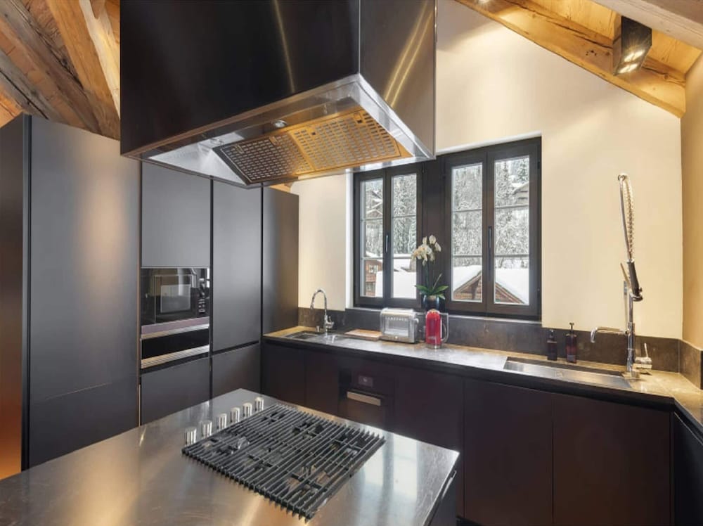 Duplex With Palace Views