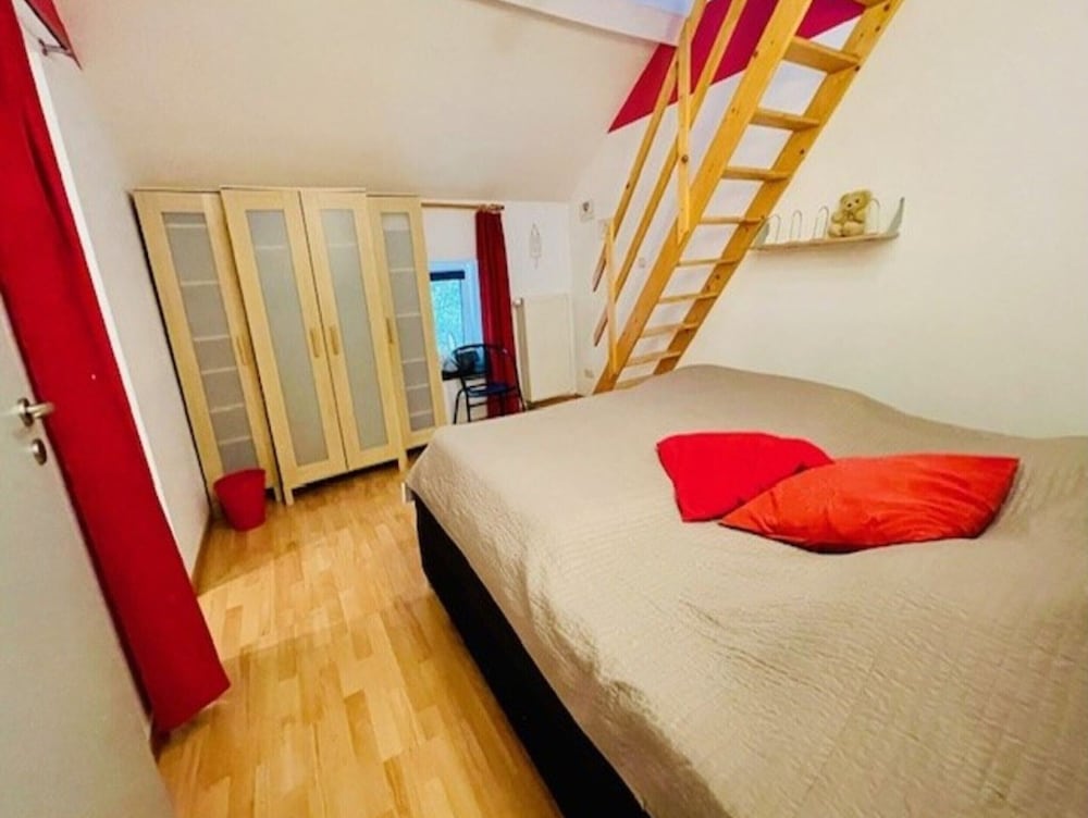House in Moulin du Ruy With Forest Views view 4