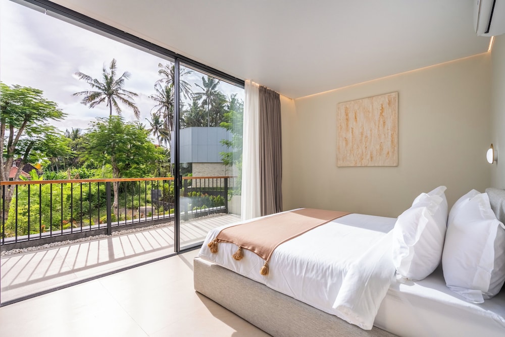 Hidden City Ubud - Modern Villas & Townhouses with Private Pools, Nature Views and Wellness Access