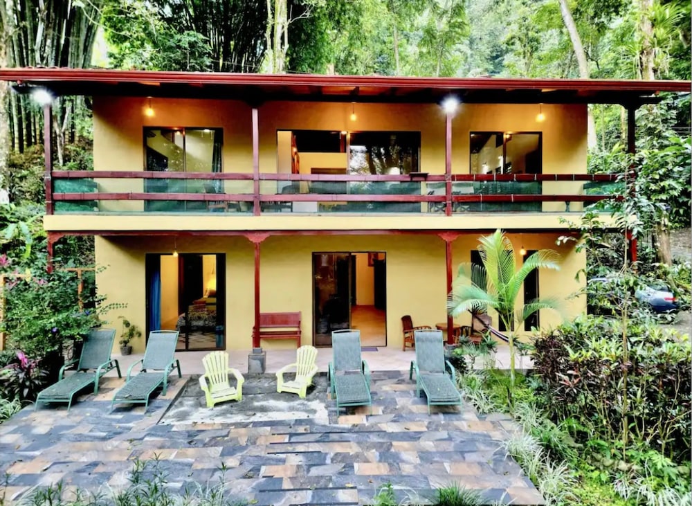 Villa familiar en Puntarenas