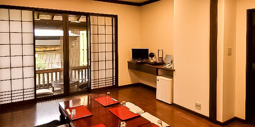 Tsuruya