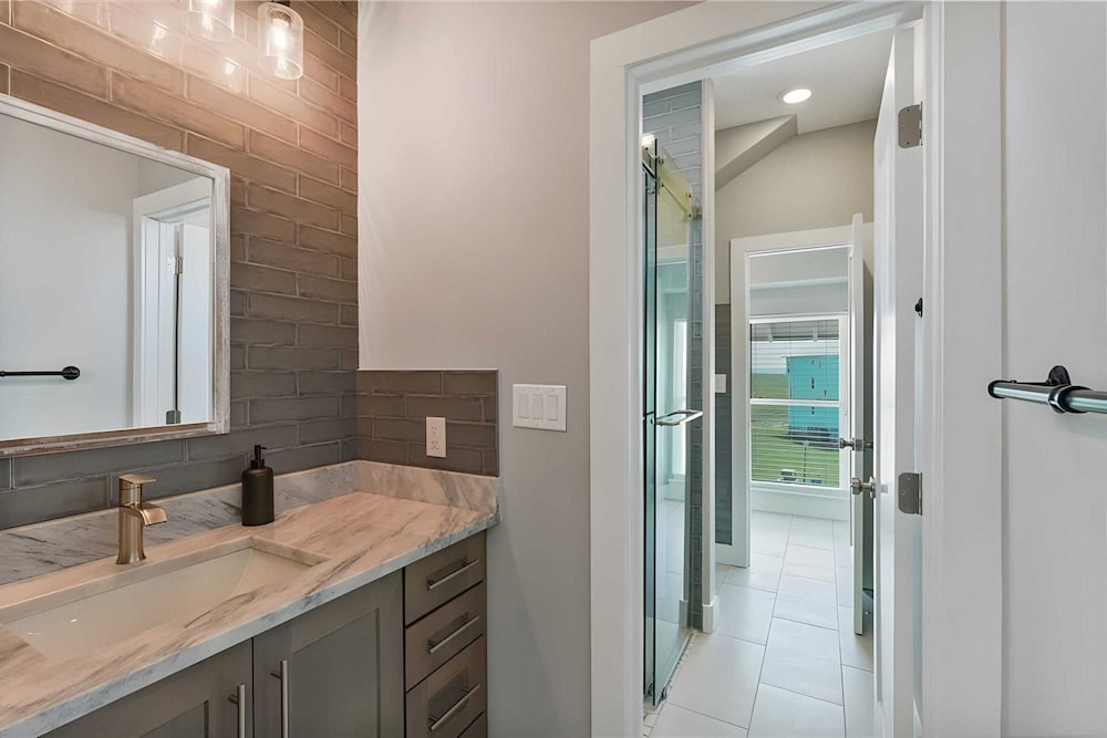 La Concha Blvd #31 -